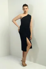 Kadın Tek Omuzlu Yırtmaçlı Büzgülü Midi Elbise