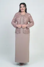 Ensemble 2 pièces pour femme, comprenant une veste en tulle ornée de sequins et de perles, une robe longue à manches demi-lune en crêpe doublée et un pantalon grande taille.