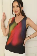 Chemisier coloré en lycra plissé à col en V sur le devant