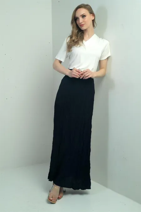 Women's Long Skirt with Elastic Waist and Wrinkle Pattern