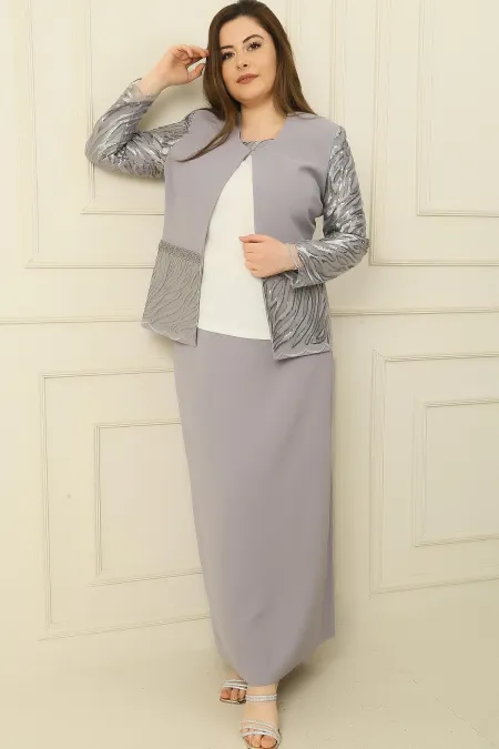 Ensemble trois pièces : chemisier à manches demi-lune, veste et jupe brodées de sequins avec détails de perles, doublé, grandes tailles.