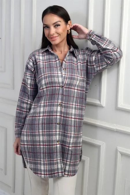 Chemise longue à carreaux pour femme avec fentes latérales