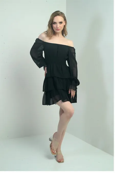 Kadın Madonna Yaka  Beli Ve Kol Uçları Gipeli Astarlı Üç Kat Kısa Şifon Elbise