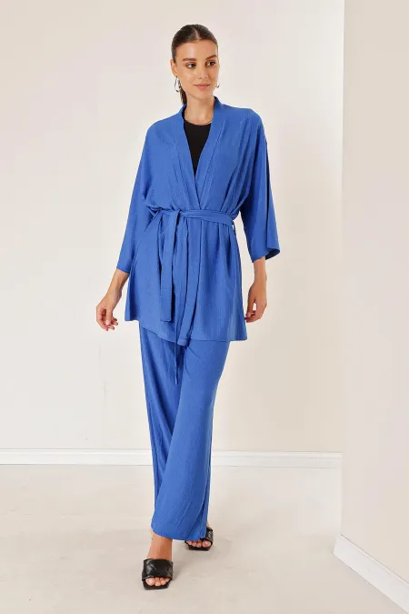 Ensemble kimono avec pantalon en crêpe et poches