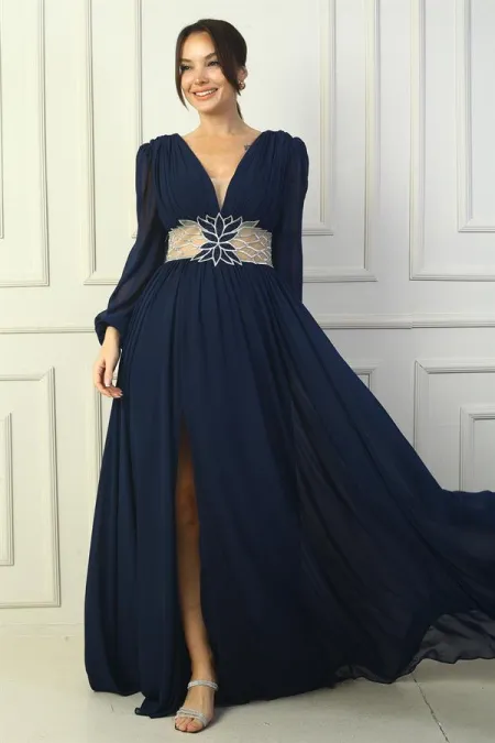 Robe de soirée longue en mousseline de soie avec col en V et taille brodée pour femme