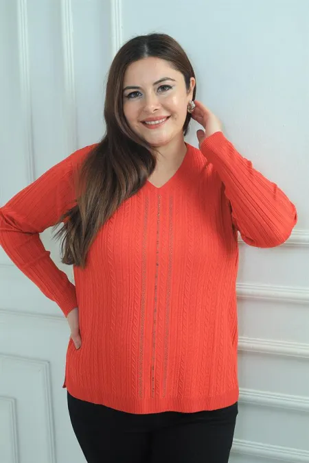 Chemisier grande taille à rayures et imprimé pierre sur le devant, col en V, en maille côtelée à fil froid.