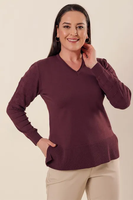 Plus Size Acrylic Sweater with V-Neck Sleeves and Side Slits