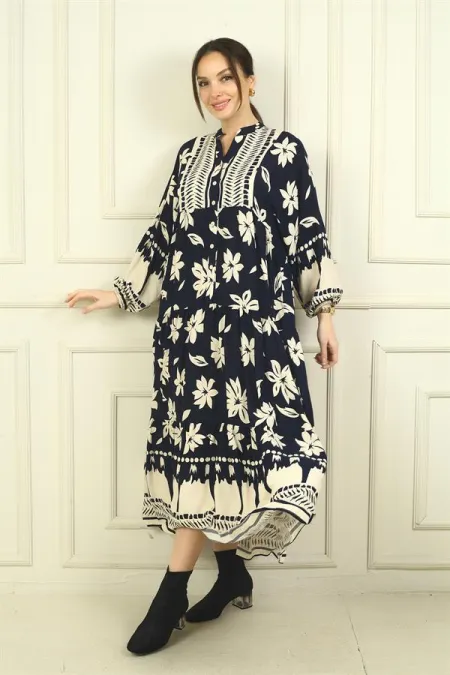 Kadın Önü Yarım Düğmeli Çiçek Desenli Fırfırlı Oversize Uzun Elbise