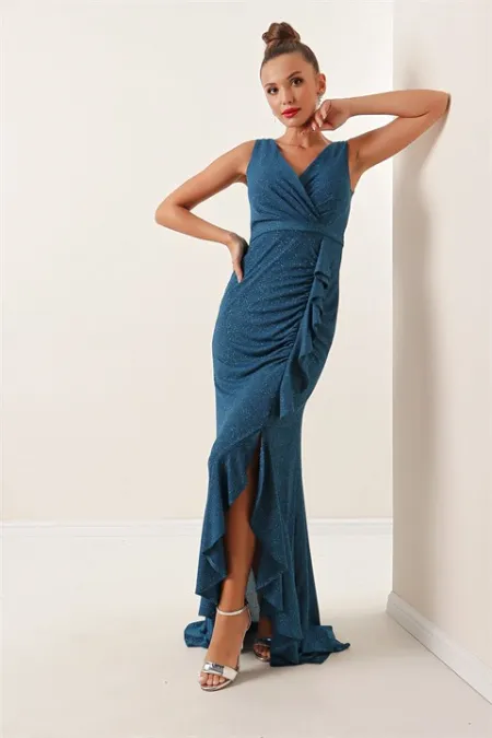 Kruvaze Yaka Önü Volanlı Balık Elbise