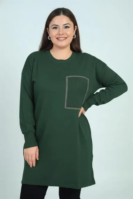 Blouse tunique en maille grande taille pour femme, à une poche avant, imprimé pierre et détails raffinés.