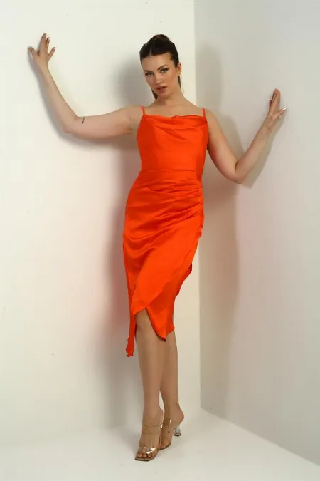 Robe midi asymétrique à bretelles, drapée et doublée pour femme