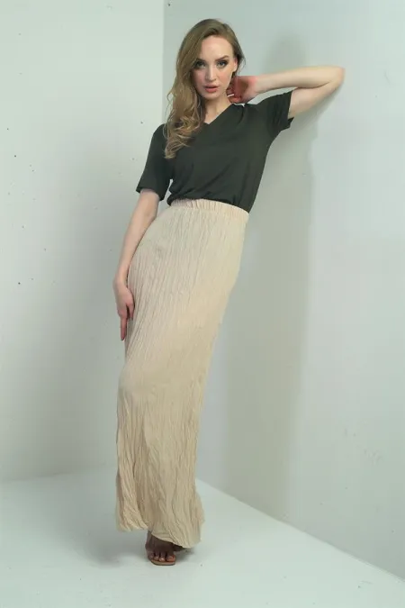 Women's Long Skirt with Elastic Waist and Wrinkle Pattern
