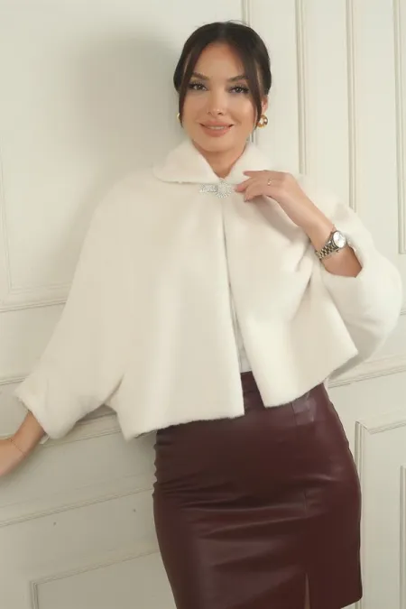 Kadın Taş Tokalı Astarlı Kürk Ceket