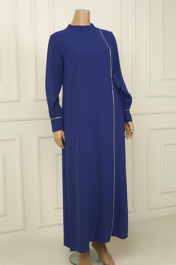 Robe longue en crêpe grande taille pour femme, avec manches zippées, ornements de pierres et fermeture à nouer sur le côté