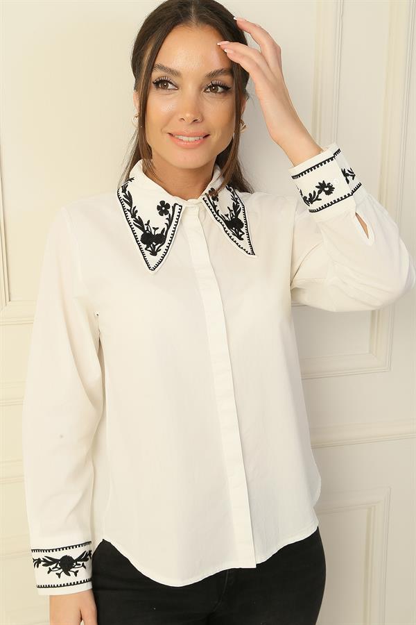 Yakası Ve Kolları Nakış İşlemeli Gömlek
