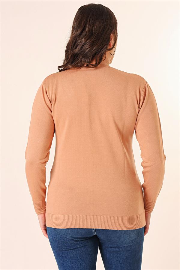 Şeritli V Yaka Büyük Beden Triko Kazak