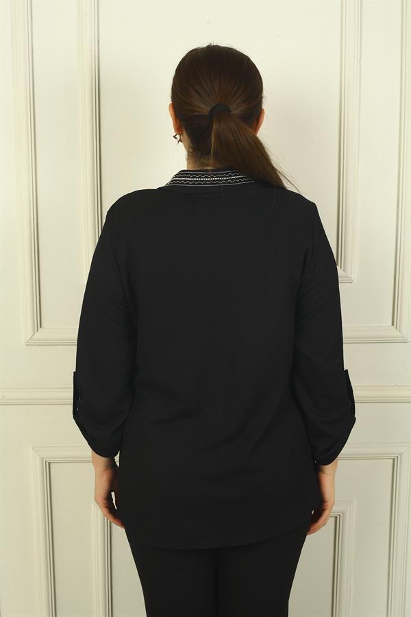 Women's Plus Size Waffle Shirt with Fold-Up Sleeves, Collar and Pocket Trim