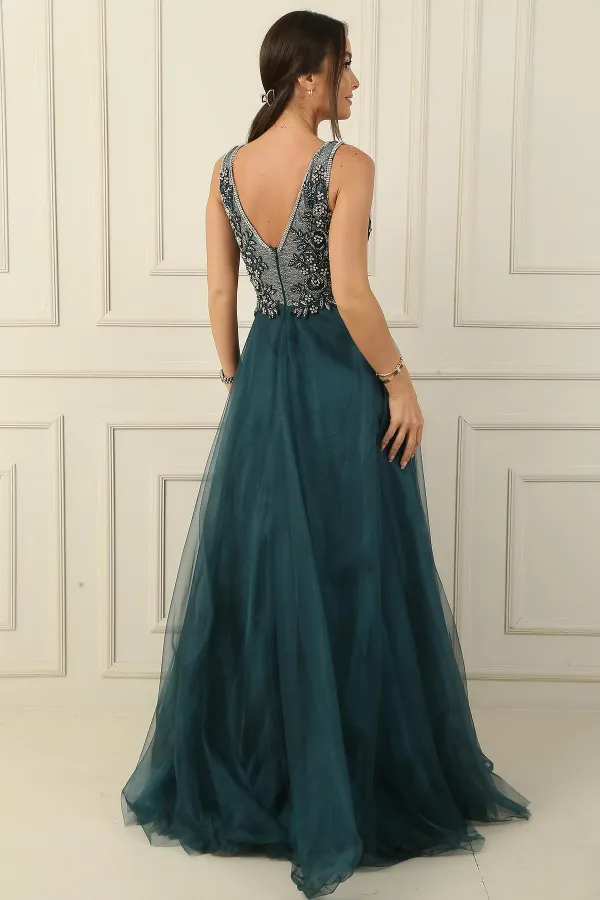 Taş Ve Boncuk İşlemeli Astarlı Uzun Tül Elbise