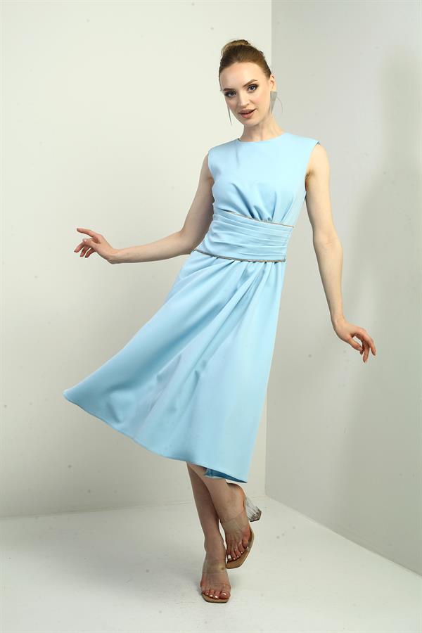 Robe midi évasée drapée en crêpe pour femme, ornée de pierres à la taille