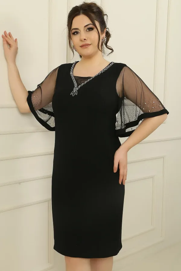 Yakası Ve Kolları Taş İşlemeli Astarlı Büyük Beden Elbise