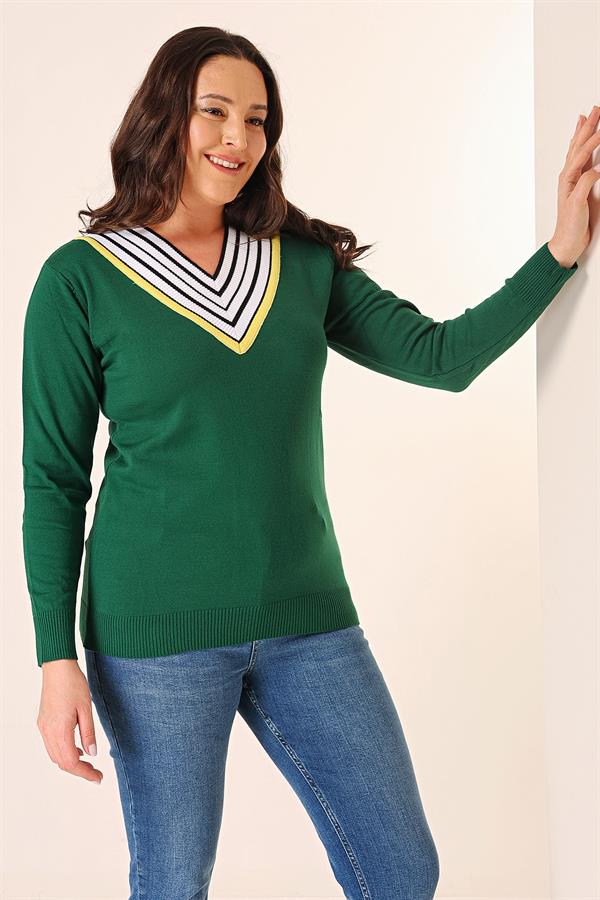Şeritli V Yaka Büyük Beden Triko Kazak