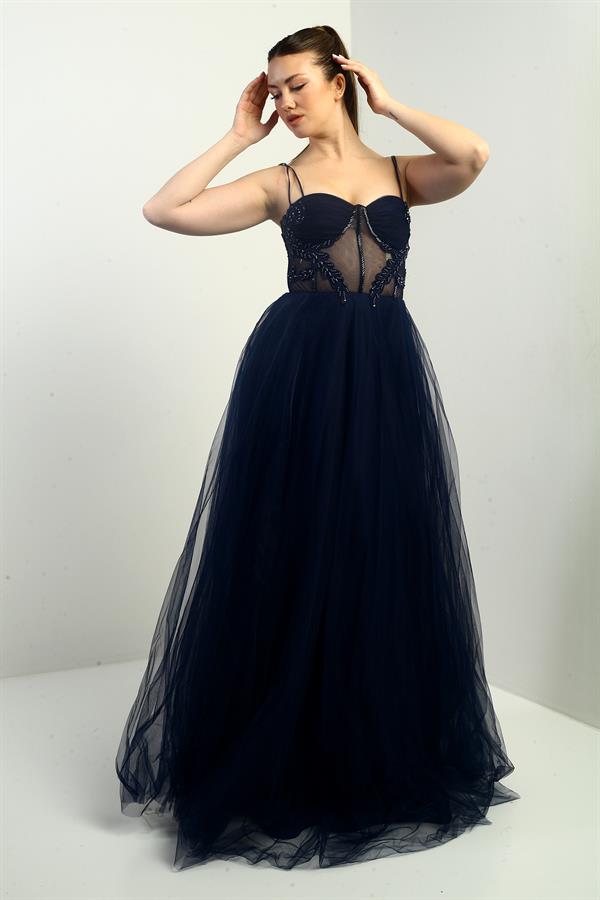 Robe longue princesse doublée à bretelles pour femme, avec buste plissé et ornements de perles