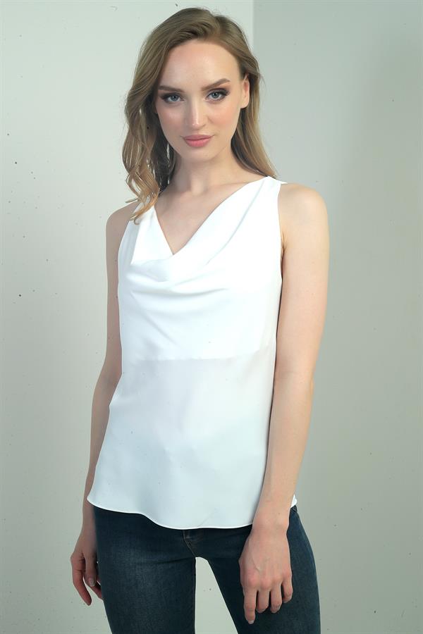 Kadın Degaje Yaka Kolsuz Krep Saten Bluz