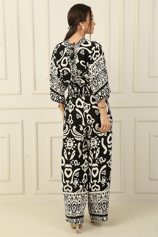 Front and Back V-Neck Crop Top, Elastic Waistband, Pocketed Palazzo Pants, Heart Patterned 2-Piece Set