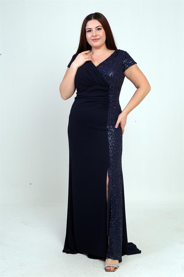 Robe longue en mousseline de soie grande taille, doublée, à double boutonnage et ornée de perles sur les côtés