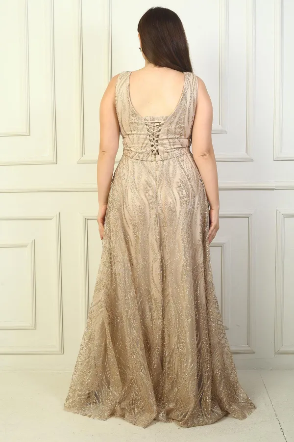 Robe de soirée longue grande taille pour femme, à bretelles larges, doublée et ornée de tulle.