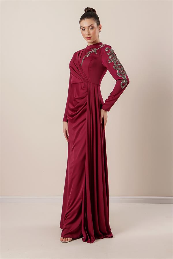 Taş İşlemeli Önü Büzgülü Astarlı Krep Saten Tesettür Elbise
