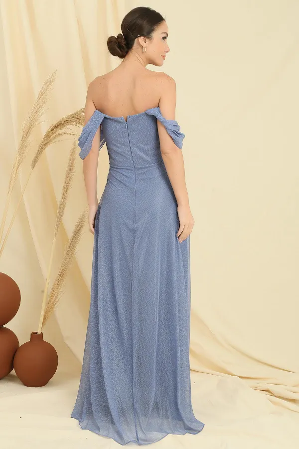 Düşük Kollu Astarlı Eteği Piliseli Simli Uzun Tül Elbise