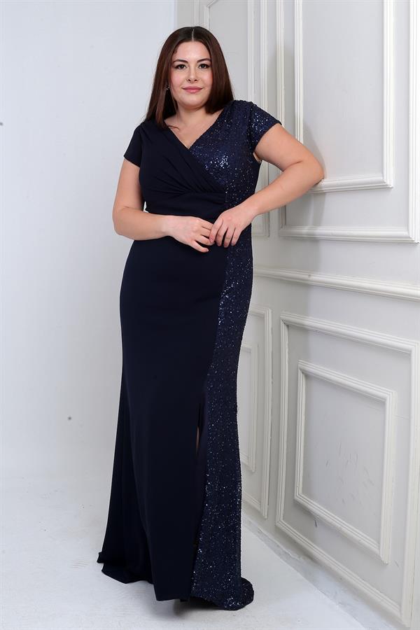 Robe longue en mousseline de soie grande taille, doublée, à double boutonnage et ornée de perles sur les côtés