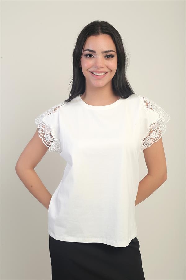 Women's Round Neck Short Lace Sleeve Lycra Blouse