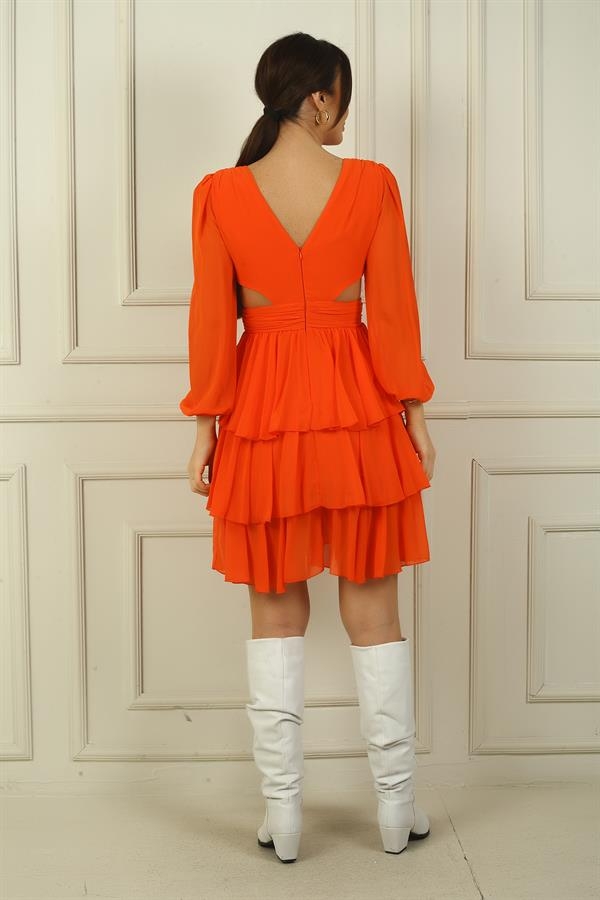 Robe courte en mousseline doublée à volants, décolleté en V devant et dos, taille marquée, pour femme