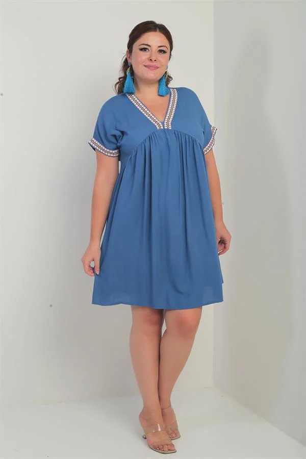 Kadın Yaka-Kol Zigzag Şerit Detaylı Büyük Beden Elbise