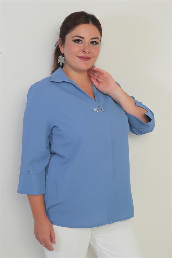 Chemisier grande taille à col polo et manches trois-quarts