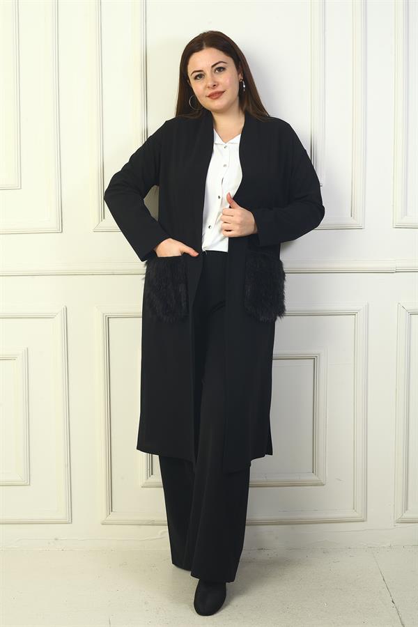 Women's Plus Size Crepe Cardigan with Fur Pockets and Side Slits