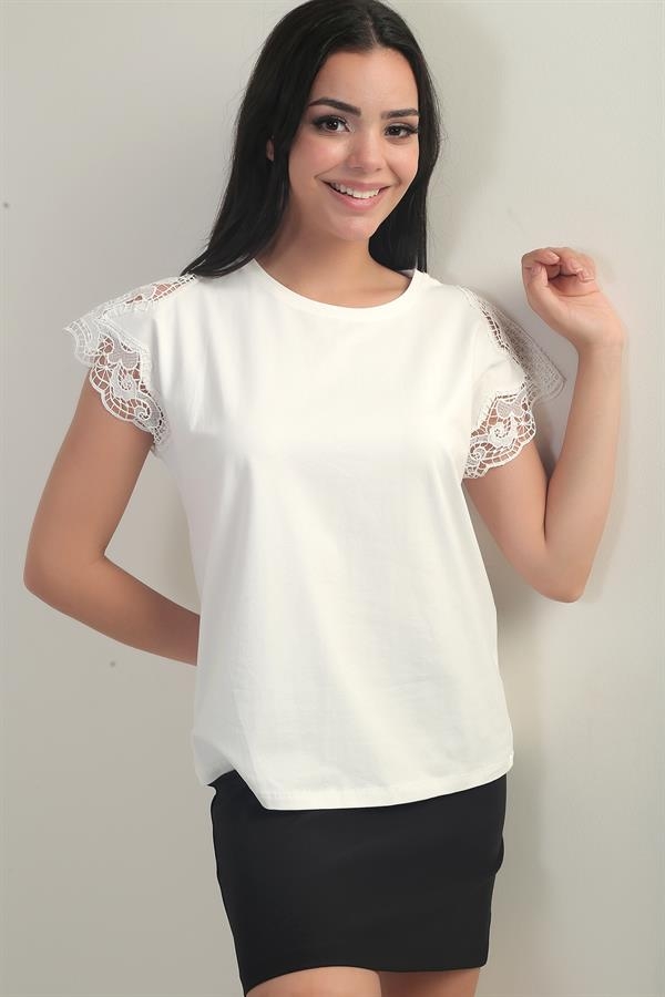 Women's Round Neck Short Lace Sleeve Lycra Blouse