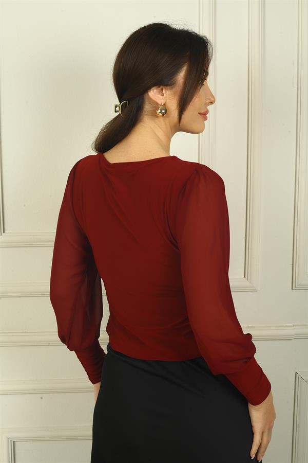 Pentagon Neckline Long-Sleeved Tulle Blouse