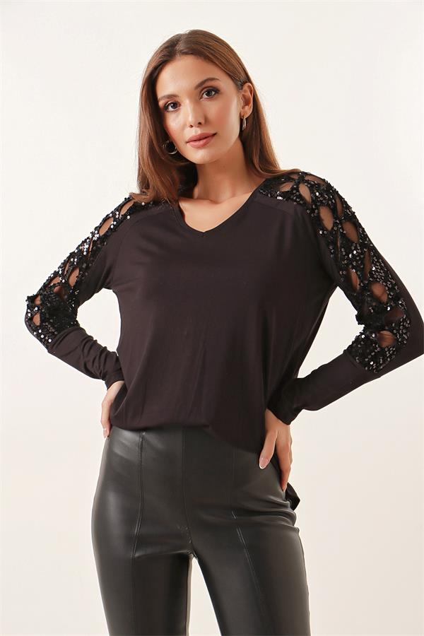 V Yaka Kolları Lazerli Pullu Rahat Kesim Likralı Bluz