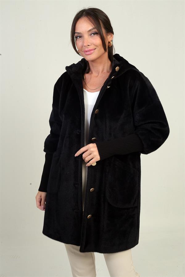 Kadın Kapüşonlu Önü Düğmeli Astarlı Kolları Ribanalı Angora Kaban