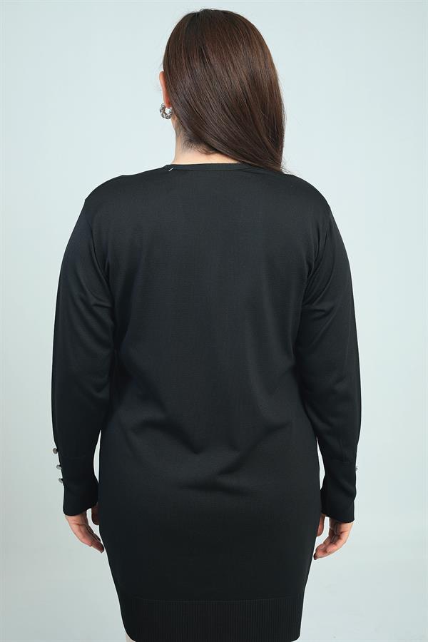Kadın Kolları Düğme Detaylı Taş Harf Baskılı Soğuk İplik Büyük Beden Hırka