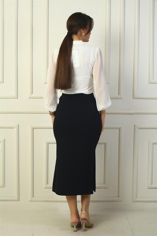 Jupe à taille élastique et deux fentes latérales