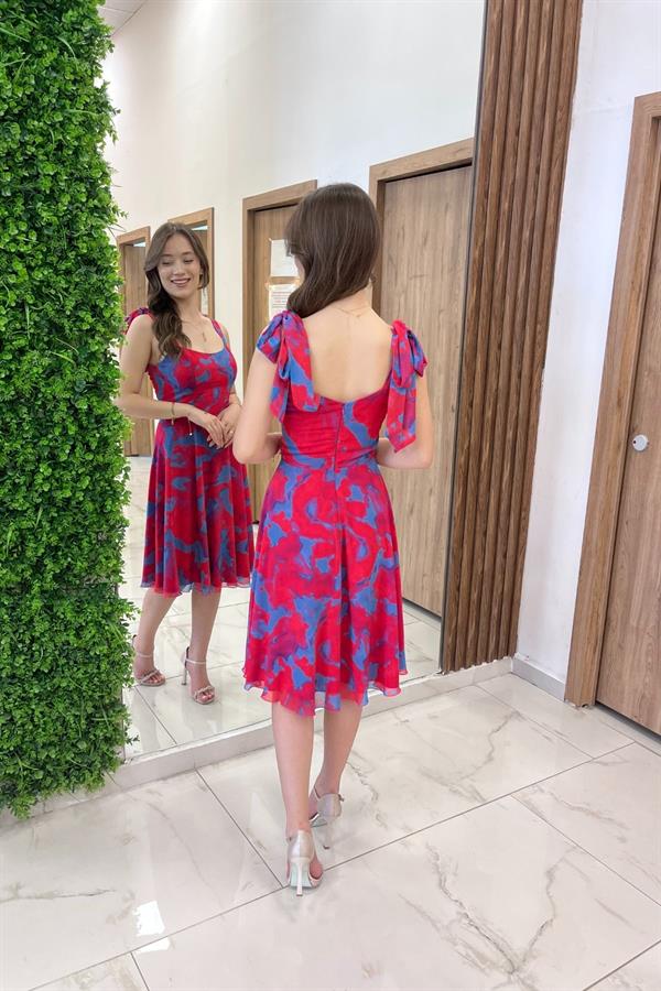 Women's Off-Shoulder Lined Batik Pattern Short Chiffon Dress