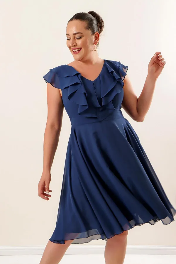 Yaka Volanlı Şifon Büyük Beden Elbise