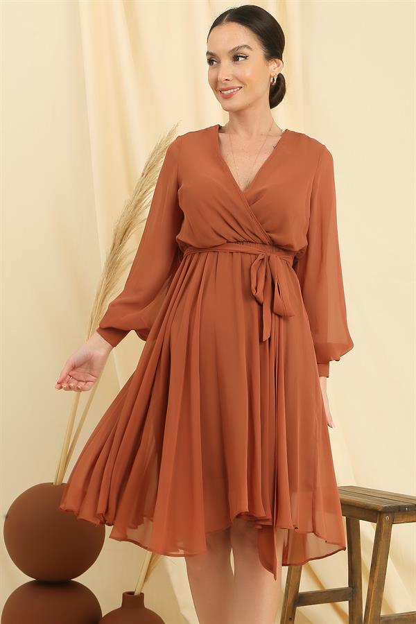 Robe en mousseline doublée à col cache-cœur et manches longues