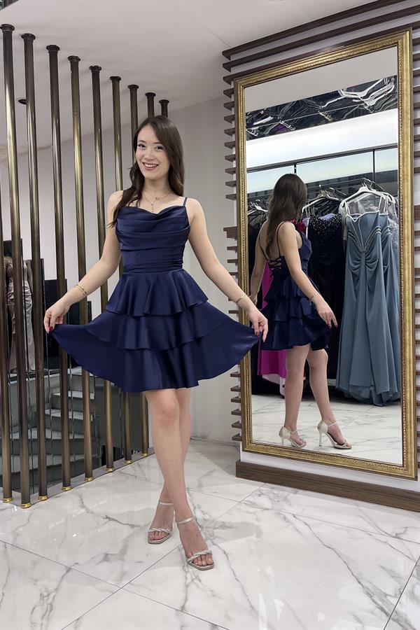 Kadın İp Askılı Arkadan Bağcıklı Eteği Kat Kat Saten Kısa Elbise