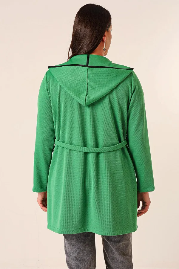 Ensemble 2 pièces grande taille avec débardeur sans manches, poche à capuche et cardigan imprimé floral ceinturé