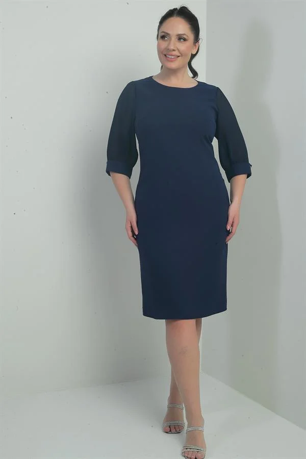Women's Plus Size Dress with Chiffon Pleated Sleeves and Lining
